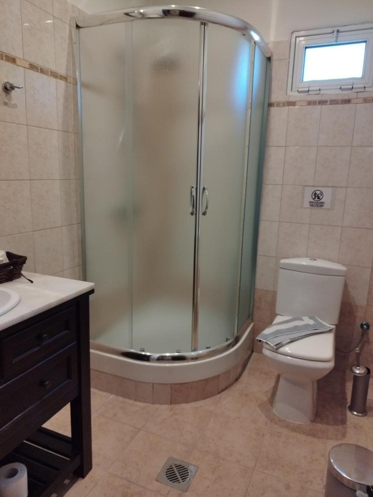 Pozar Salt Cave Hotel Spa Káto Loutrákion 외부 사진